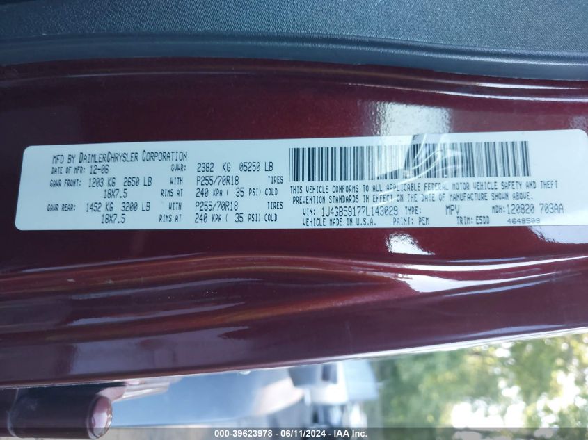 2007 Jeep Wrangler Unlimited Sahara VIN: 1J4GB59177L143029 Lot: 39623978