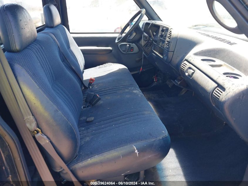 1996 Chevrolet Gmt-400 C1500 VIN: 1GCEC14W5TZ201605 Lot: 39624064