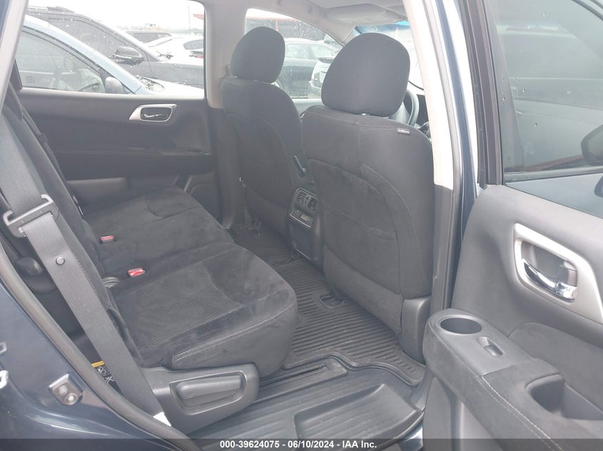 2014 Nissan Pathfinder S VIN: 5N1AR2MN4EC712928 Lot: 39624075