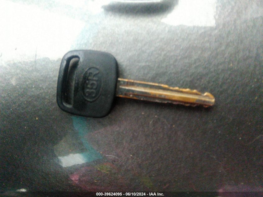 2002 Toyota Highlander V6 VIN: JTEGF21A820047257 Lot: 39624095