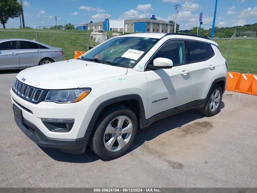 VIN 3C4NJCBB4KT749988 2019 JEEP COMPASS LATITUDE FWD