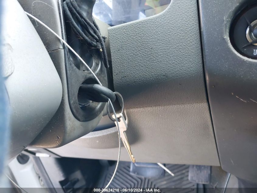 2005 Ford F-150 Lariat/Xl/Xlt VIN: 1FTPX12585NA50261 Lot: 39624210