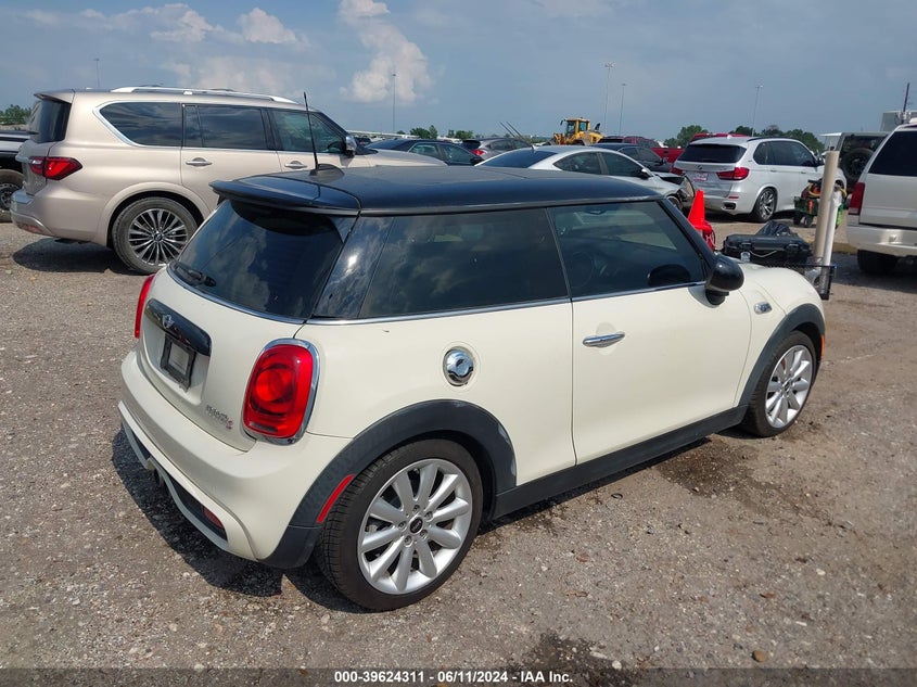 2015 Mini Hardtop Cooper S VIN: WMWXP7C56F2A59593 Lot: 39624311