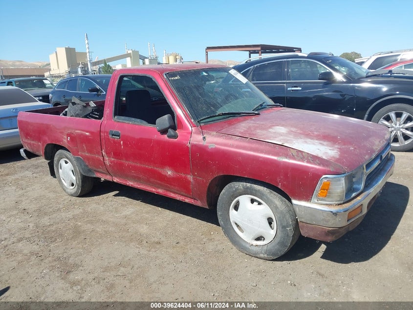 1992 Toyota Pickup 1/2 Ton Short Wheelbase VIN: JT4RN81A1N0104812 Lot: 39624404