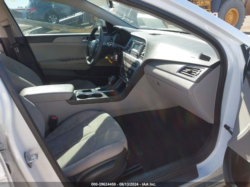 2015 HYUNDAI SONATA SE - 5NPE24AF2FH003617