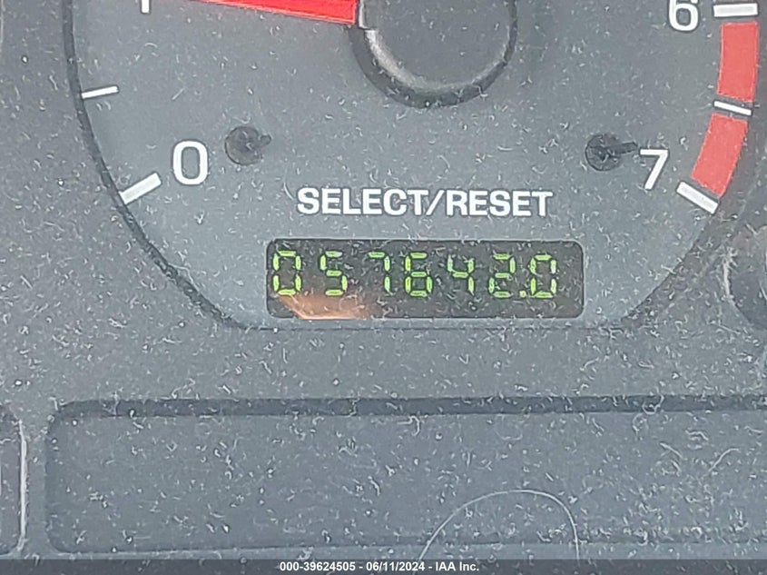 2004 Ford Mustang VIN: 1FAFP40684F215426 Lot: 39624505