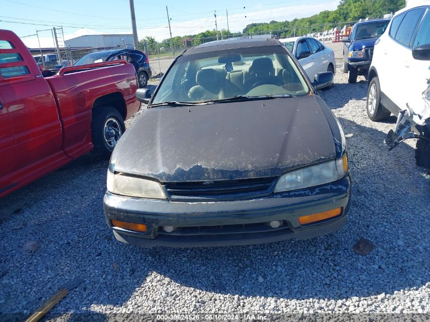 1995 Honda Accord Ex VIN: 1HGCD5553SA018039 Lot: 39624526