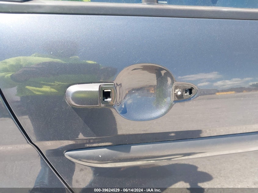 2010 Hyundai Accent Gls VIN: KMHCN4AC6AU407714 Lot: 39624529