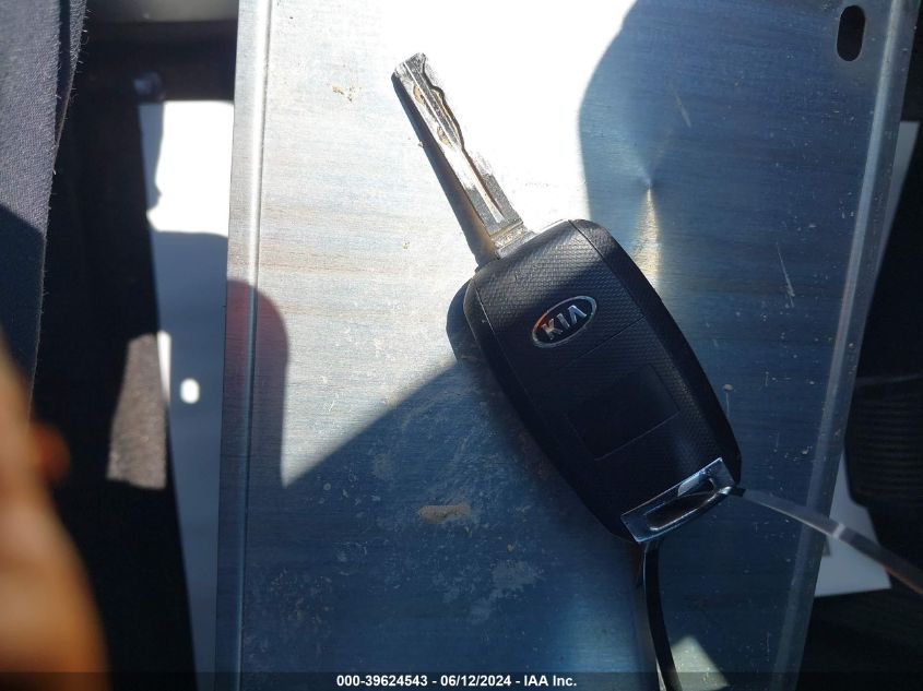 2014 Kia Soul VIN: KNDJN2A2XE7719546 Lot: 39624543