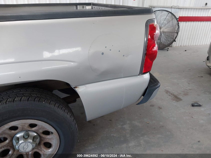 2006 Chevrolet Silverado 1500 Ls VIN: 2GCEC13V561254973 Lot: 39624592