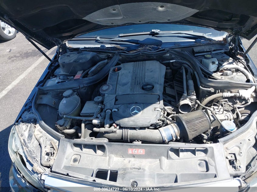 2012 Mercedes-Benz C 250 Luxury/Sport VIN: WDDGF4HB3CA619285 Lot: 39624723