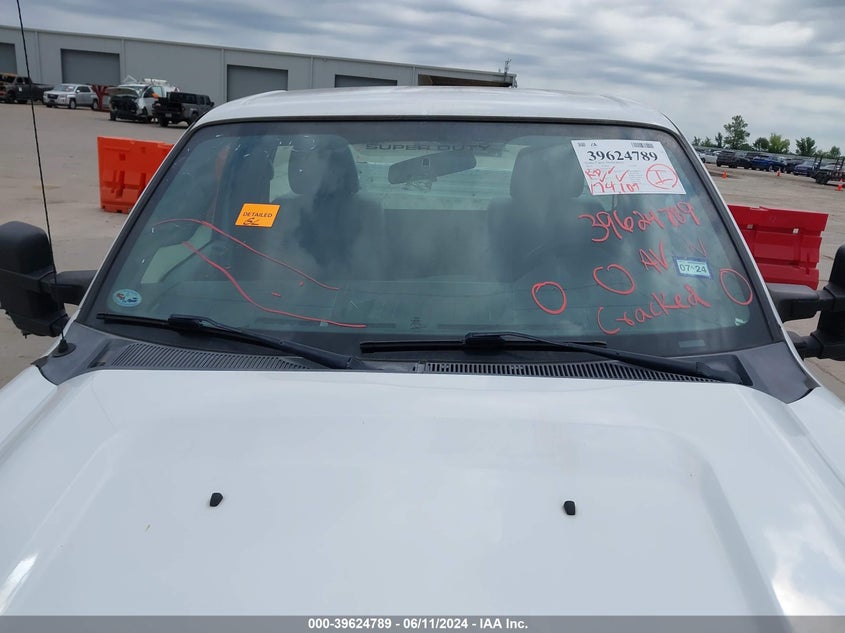 2016 Ford F-250 Xl VIN: 1FTBF2A62GEB75658 Lot: 39624789