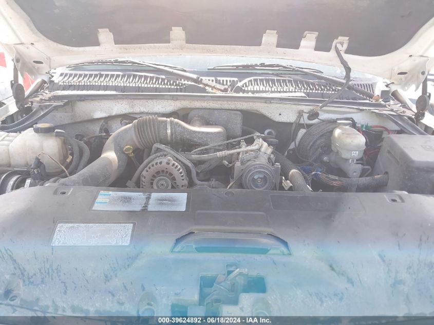 2005 GMC Sierra 1500 Work Truck VIN: 1GTEC14X05Z358843 Lot: 39624892