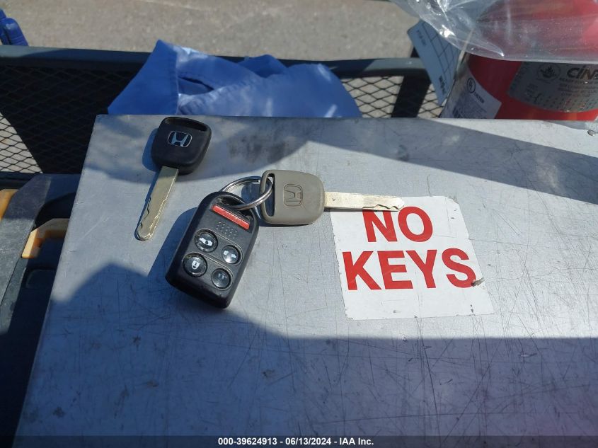 2005 Honda Odyssey Ex VIN: 5FNRL38405B112961 Lot: 39624913