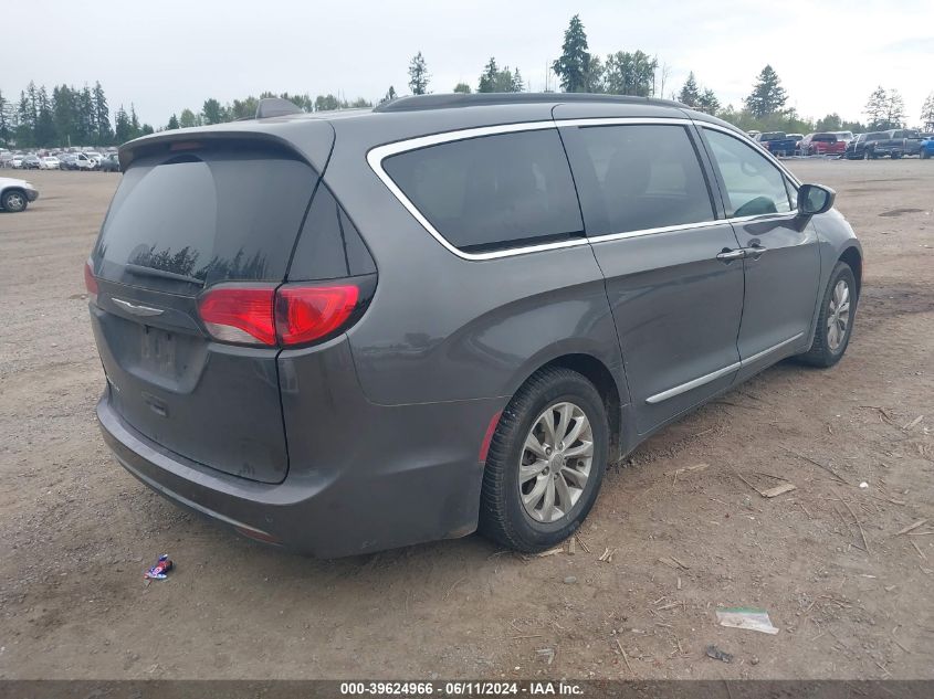 2017 Chrysler Pacifica Touring-L VIN: 2C4RC1BGXHR576050 Lot: 39624966