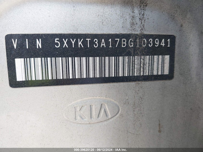 2011 Kia Sorento Lx VIN: 5XYKT3A17BG103941 Lot: 39625120