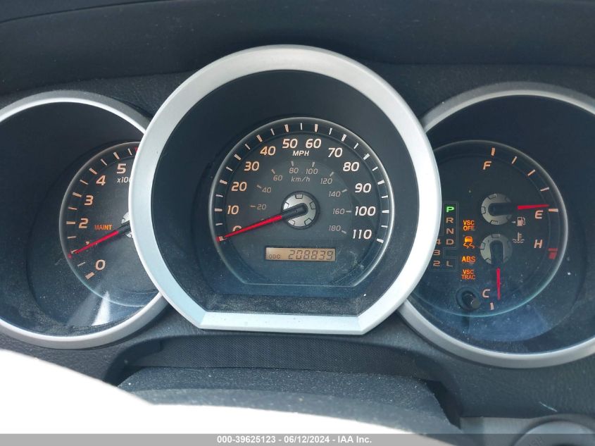 2007 Toyota 4Runner Limited V8 VIN: JTEBT17R270066145 Lot: 39625123