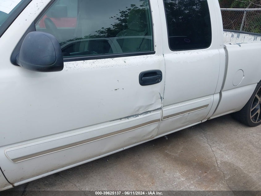 2003 Chevrolet Silverado 1500 Ls VIN: 2GCEC19V631183804 Lot: 39625137