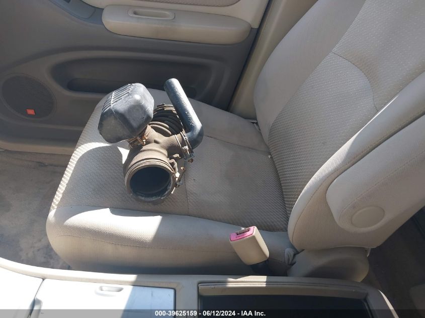 2006 Toyota Highlander V6 VIN: JTEGP21A360110560 Lot: 39625159