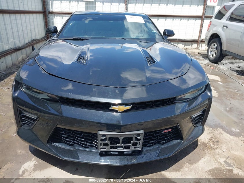 2016 Chevrolet Camaro 2Ss VIN: 1G1FH1R71G0139985 Lot: 39625178