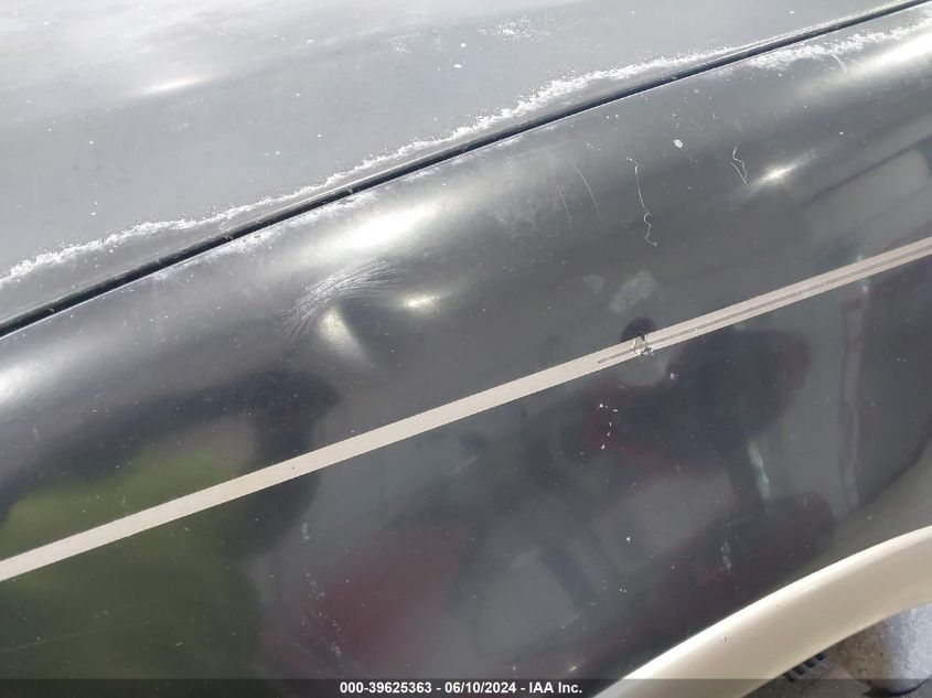 2001 Ford F-150 King Ranch Edition/Lariat/Xlt VIN: 1FTRW08L01KB37014 Lot: 39625363