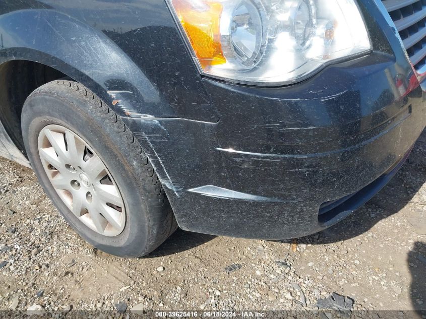 2008 Chrysler Town & Country Lx VIN: 2A8HR44H88R642427 Lot: 39625416