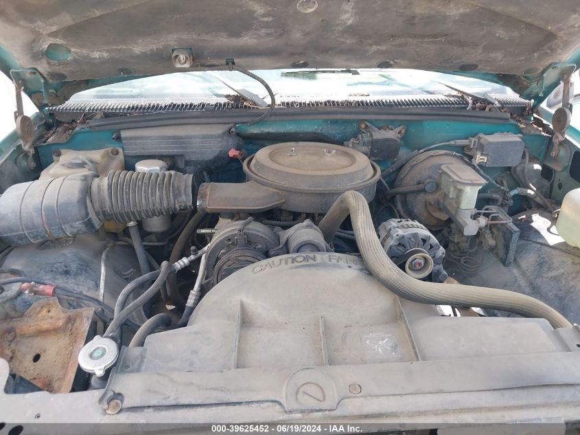 1993 Chevrolet Gmt-400 C1500 VIN: 2GCEC19K4P1146049 Lot: 39625452