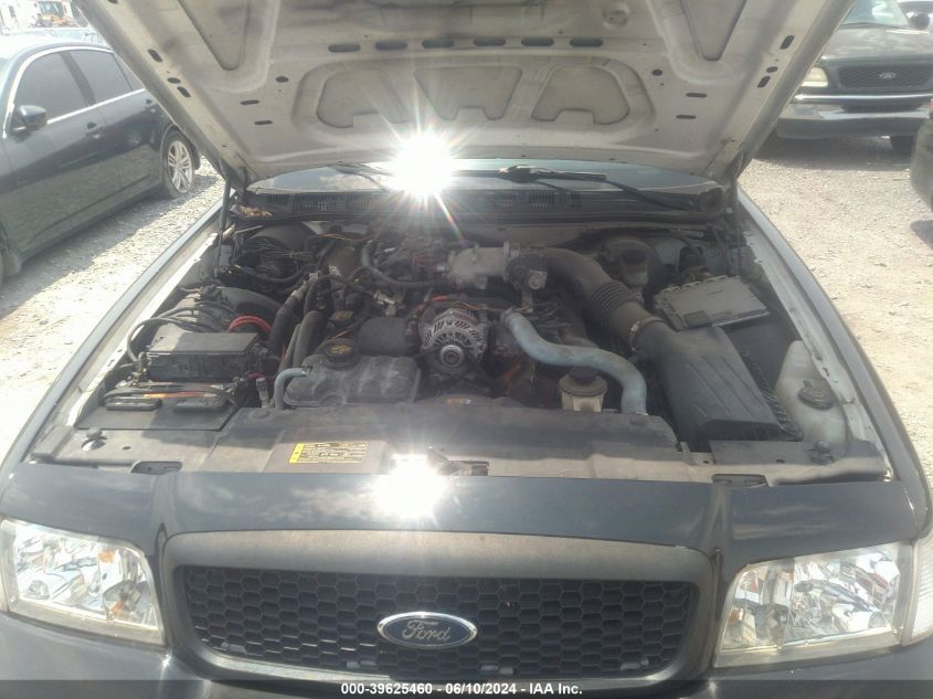 2011 Ford Crown Victoria Police Interceptor VIN: 2FABP7BVXBX122042 Lot: 39625460