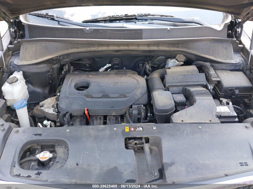 2018 Kia Sorento 2.4L L VIN: 5XYPG4A3XJG426428 Lot: 39625468