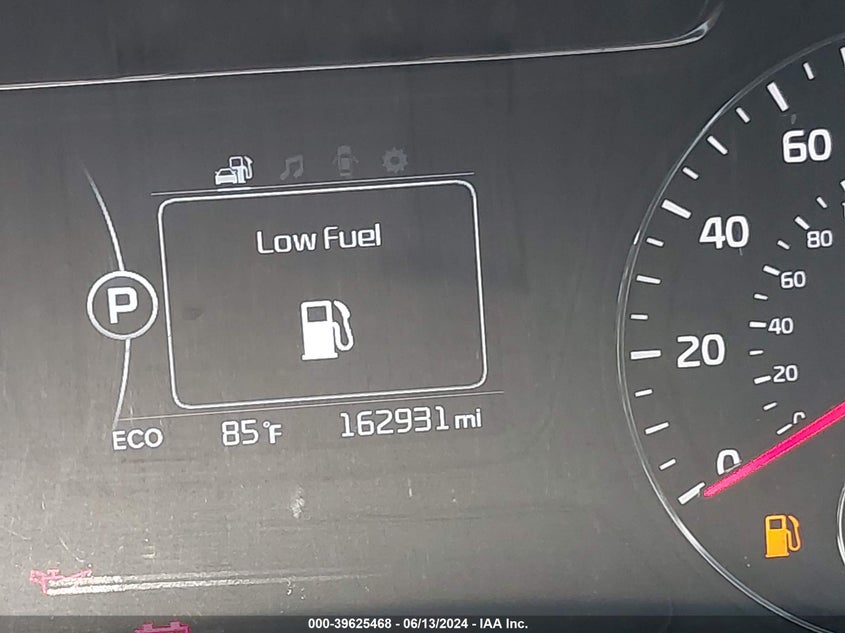 2018 Kia Sorento 2.4L L VIN: 5XYPG4A3XJG426428 Lot: 39625468