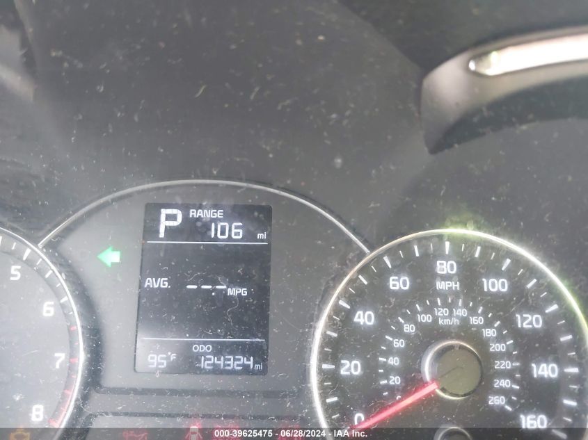 2017 Kia Forte Lx VIN: 3KPFK4A75HE158621 Lot: 39625475