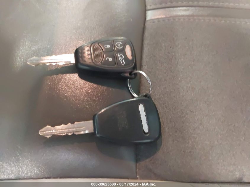 2007 Jeep Grand Cherokee Overland VIN: 1J8HR68297C610627 Lot: 39625580