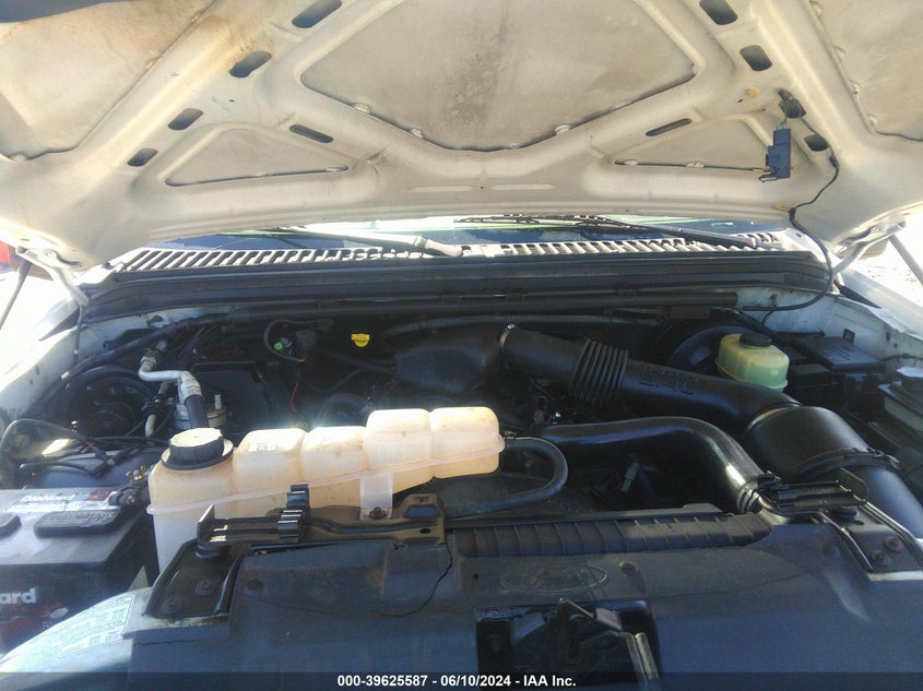 2000 Ford F-250 Lariat/Xl/Xlt VIN: 1FTNW21L8YEA46957 Lot: 39625587