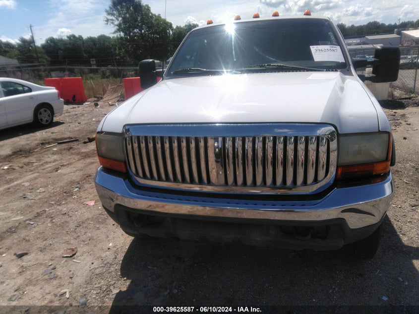 2000 Ford F-250 Lariat/Xl/Xlt VIN: 1FTNW21L8YEA46957 Lot: 39625587