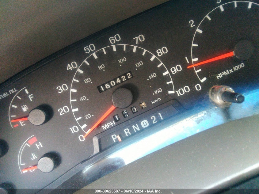 2000 Ford F-250 Lariat/Xl/Xlt VIN: 1FTNW21L8YEA46957 Lot: 39625587