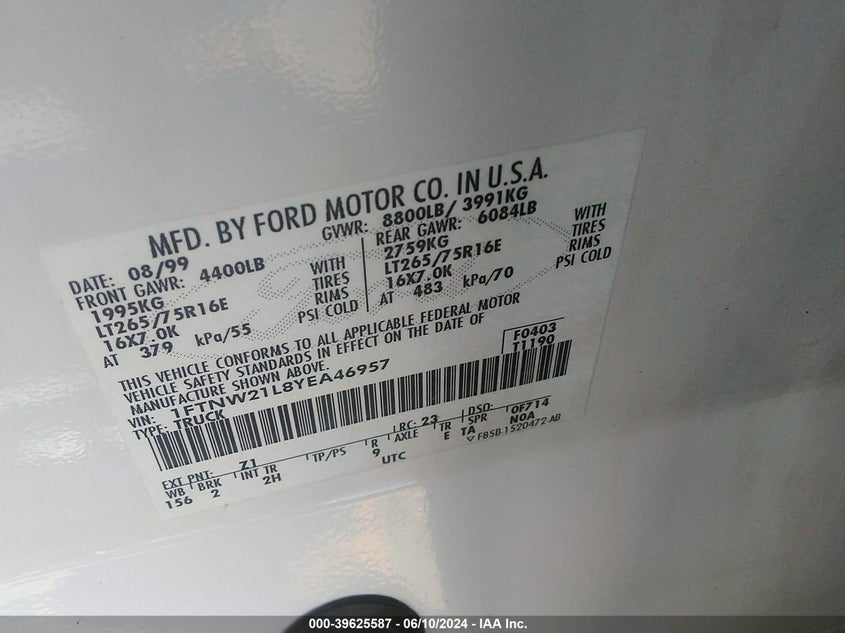 2000 Ford F-250 Lariat/Xl/Xlt VIN: 1FTNW21L8YEA46957 Lot: 39625587