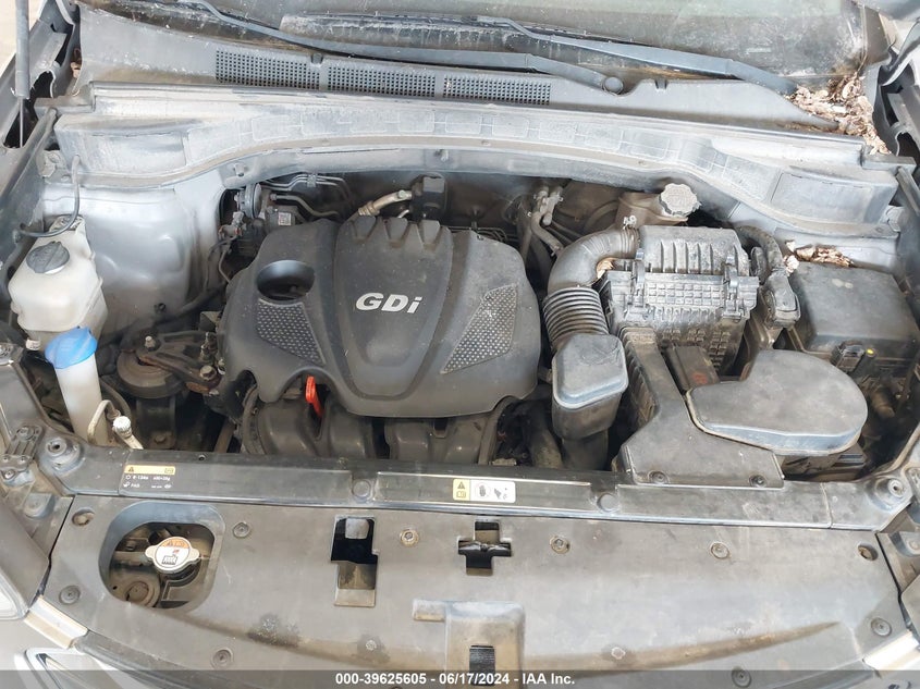 2016 Hyundai Santa Fe Sport 2.4L VIN: 5XYZT3LBXGG332125 Lot: 39625605