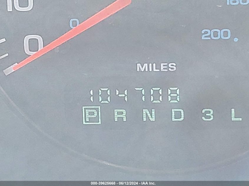 2000 Chrysler Sebring VIN: 3T3EL55HXYT217809 Lot: 39625668