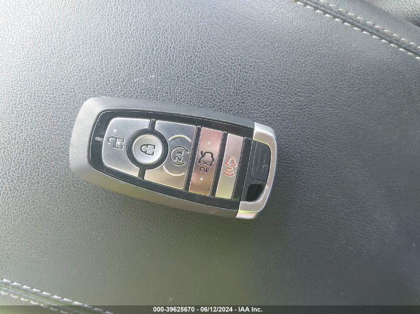 2020 Ford Edge Titanium VIN: 2FMPK3K91LBA15997 Lot: 39625670