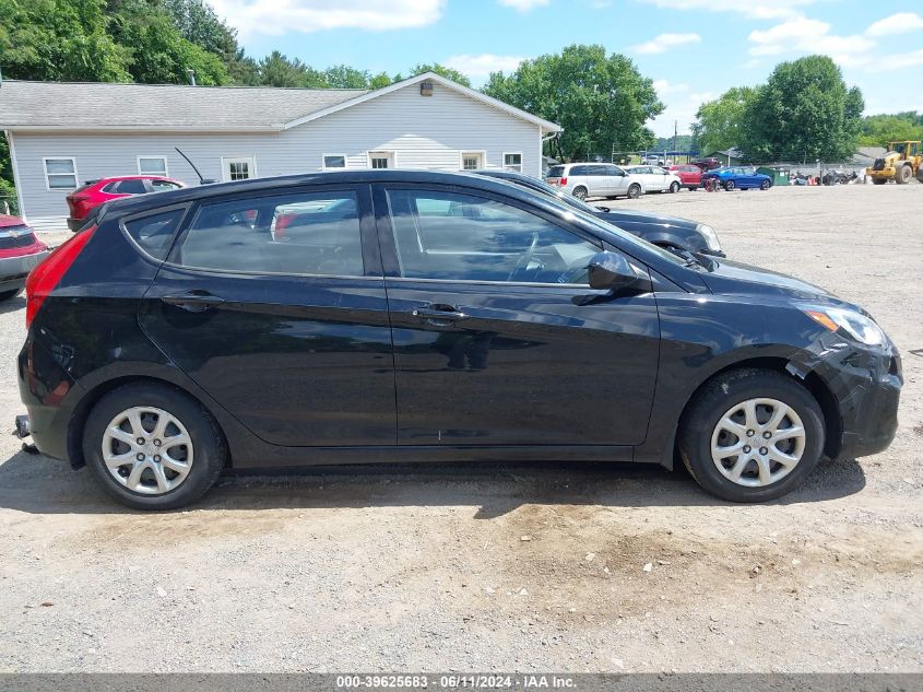 2013 Hyundai Accent Gs VIN: KMHCT5AE8DU063417 Lot: 39625683