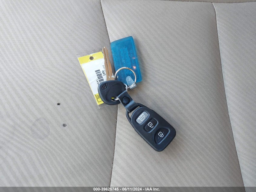 2013 Hyundai Elantra Gls VIN: 5NPDH4AE3DH420484 Lot: 39625745