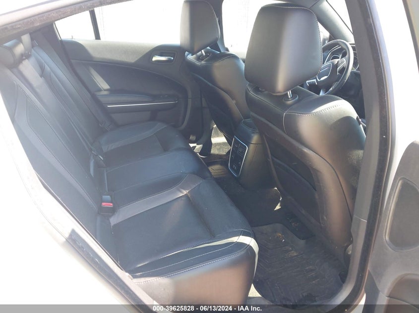 2015 Dodge Charger Sxt VIN: 2C3CDXJG2FH828310 Lot: 39625828