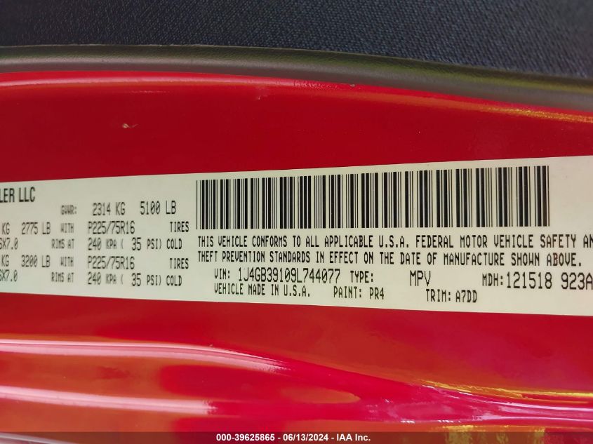 2009 Jeep Wrangler Unlimited X VIN: 1J4GB39109L744077 Lot: 39625865