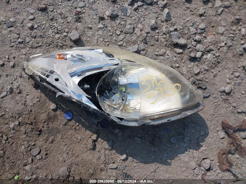 2011 Toyota Yaris VIN: JTDJT4K30B5339373 Lot: 39625950