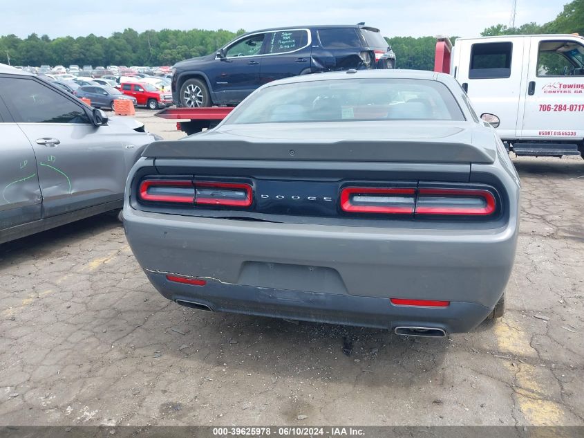 2018 Dodge Challenger Sxt VIN: 2C3CDZAG8JH242229 Lot: 39625978