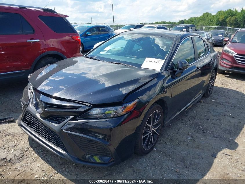 4T1G11AK6NU653686 2022 TOYOTA CAMRY - Image 2