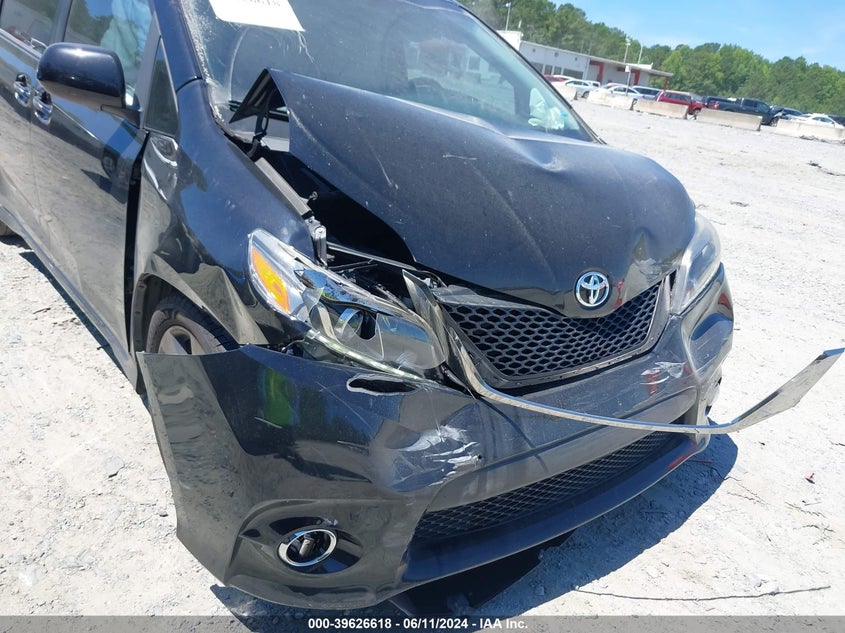 2017 Toyota Sienna Se Premium 8 Passenger VIN: 5TDXZ3DC0HS805063 Lot: 39626618