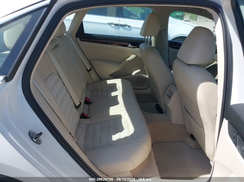 2012 Volkswagen Passat 3.6L V6 Sel Premium VIN: 1VWCM7A38CC064998 Lot: 39626709