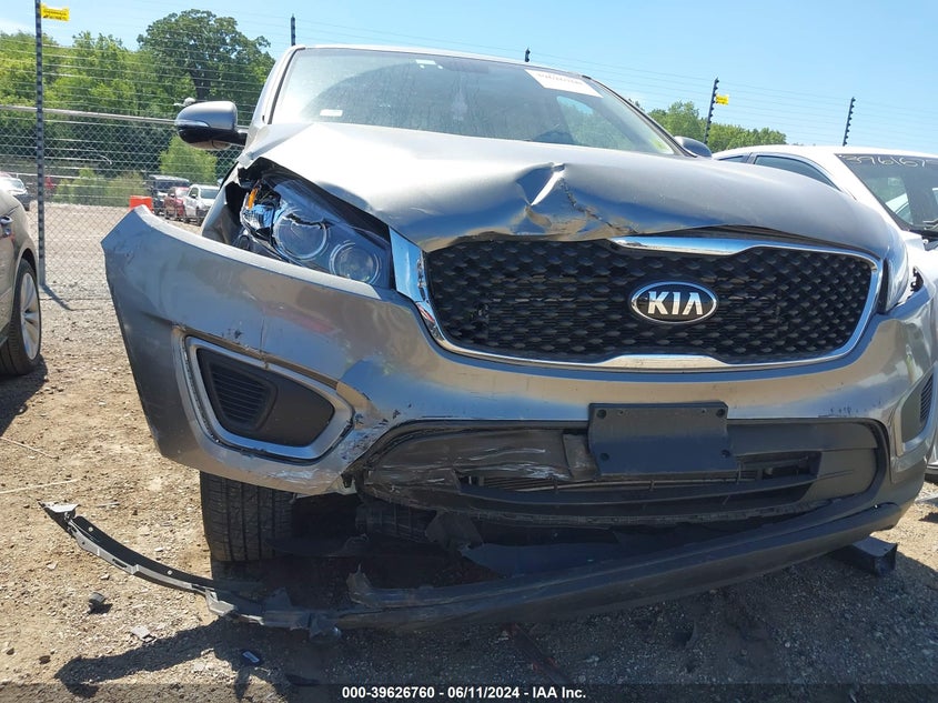 2017 Kia Sorento 2.4L L VIN: 5XYPG4A34HG200640 Lot: 39626760