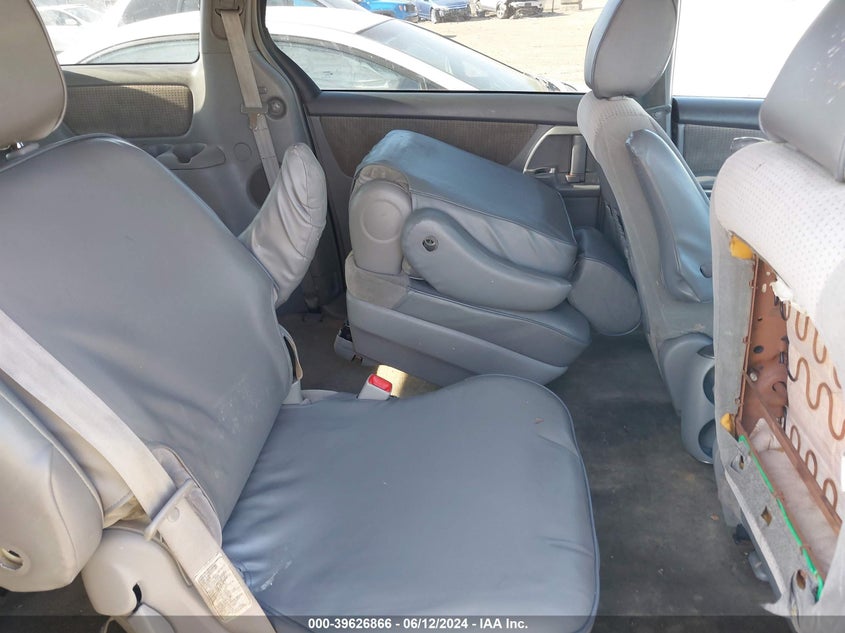 2010 Toyota Sienna Le VIN: 5TDKK4CC6AS301239 Lot: 39626866